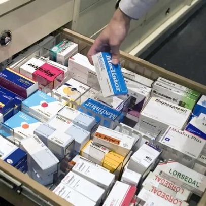 Hospitais sem stock obrigam doentes distantes a buscar medicação semanalmente