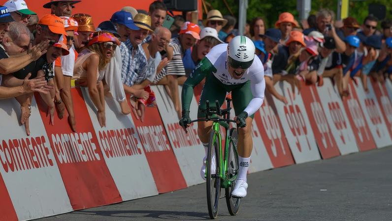 Veículo incendiou-se