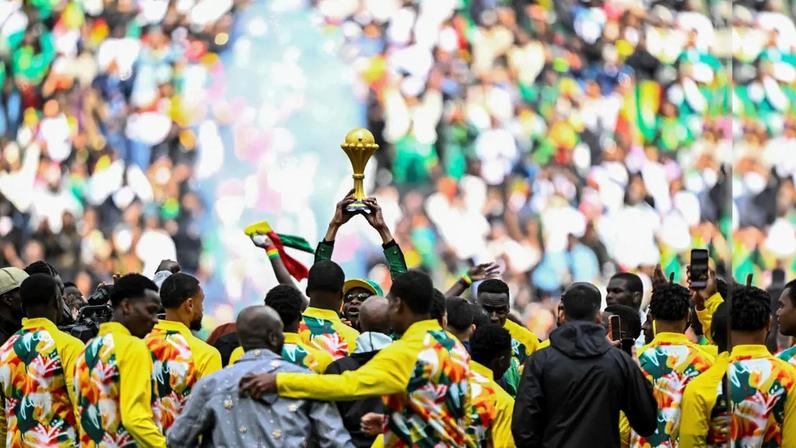 Senegal ganhou a final sobre Marrocos, mas recebeu uma punição da CAF