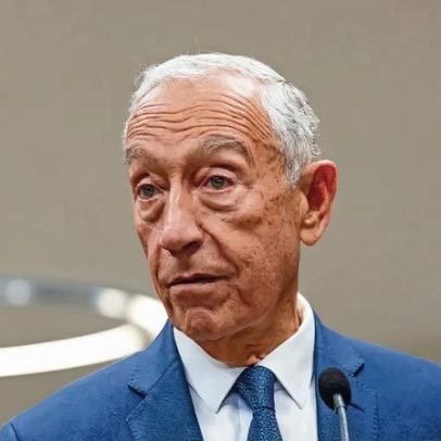 Marcelo regressa à vida pública e não se pronuncia sobre nada