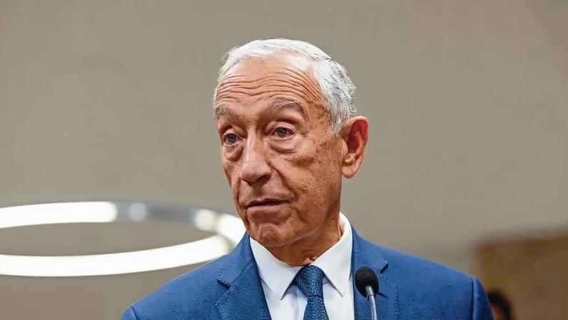 Antigo chefe de Estado quebrou o silêncio, embora não tenha falado em política