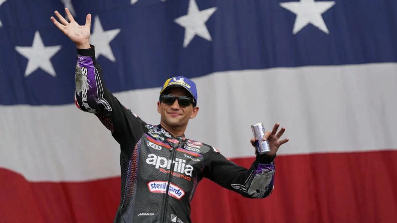 Jorge Martín saltou para o primeiro lugar na curva 12 da última volta