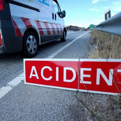Motociclistas de 23 e 29 anos morrem em colisão na EN3, Vila Nova da Barquinha