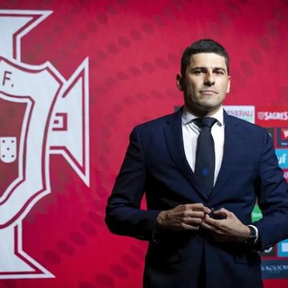 Carlão afirma que a escrita é sempre terapêutica