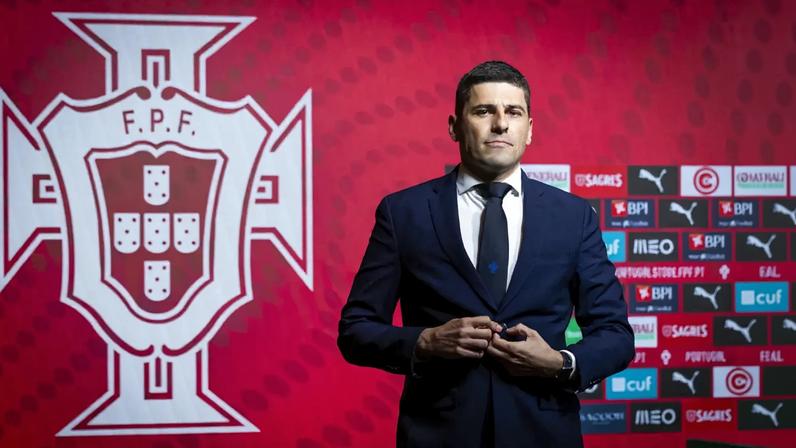 Carlão diz não ter perdido a inquietação nas letras que escreve