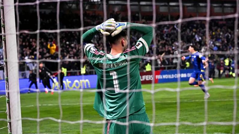 O desespero de Donnarumma diz tudo: a Itália falha o terceiro mundial consecutivo