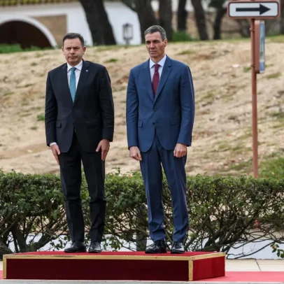 Cimeira ibérica arranca com homenagens às vítimas de temporais