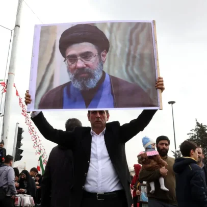 Irão escolhe Mojtaba Khamenei como líder supremo; Israel promete agir