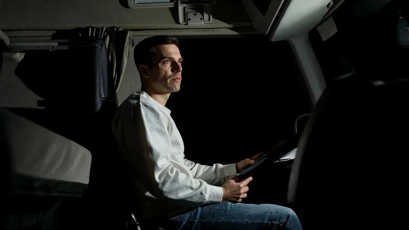 André Francisco tira a carta de pesados para conseguir um melhor salário