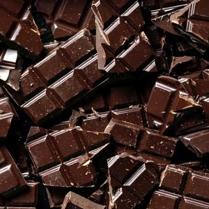 Chocolate fica mais caro e menor nas prateleiras