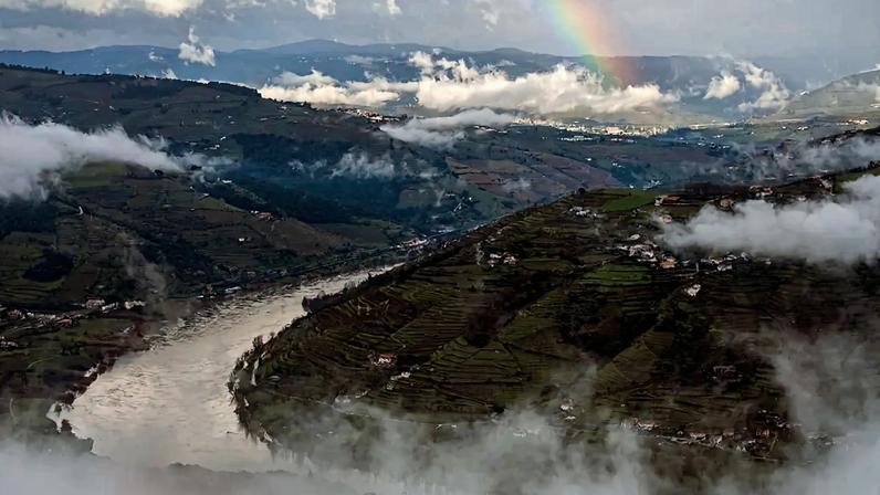 Vista do Miradouro de São Silvestre, em Mesão Frio