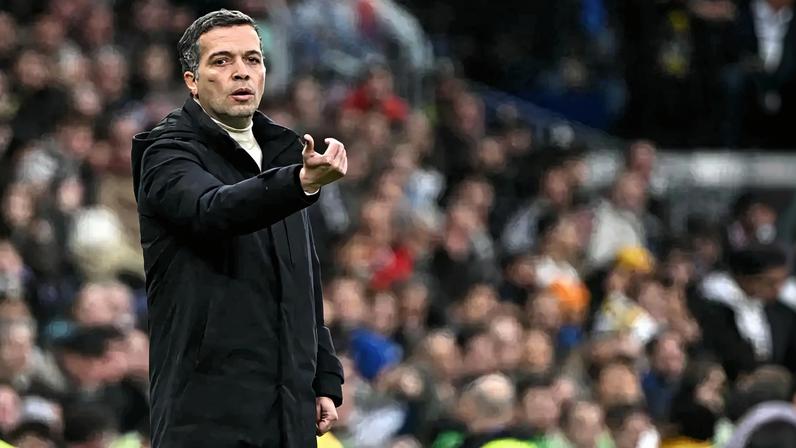 Levante, de Luís Castro, empata com Girona na Liga espanhola