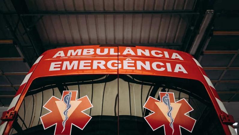 O alerta foi dado pelas 9.04 horas para a aldeia de Valadares