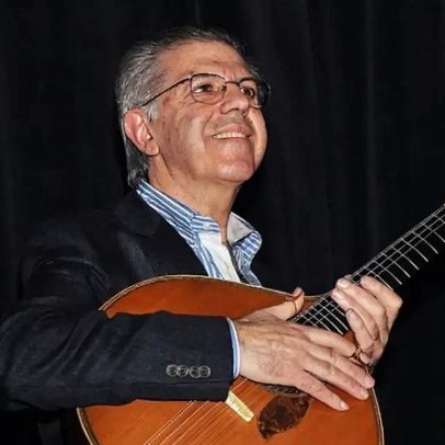 Morre o guitarrista e fadista Carlos Macedo, intérprete de Até o rei ia ao fado