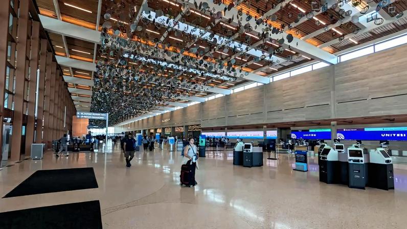 Aeroporto de Kansas City evacuado após ameaça potencial