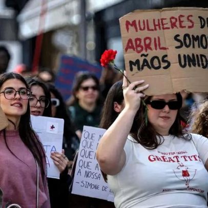 Mulheres protestam por igualdade, dignidade e salários