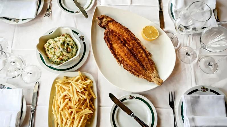 O linguado frito, o prato-estrela da casa.