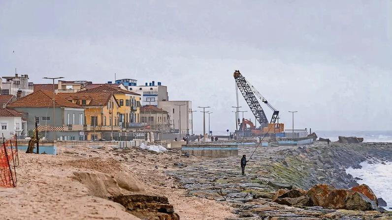 15 milhões de euros até maio para recuperar dezenas de praias