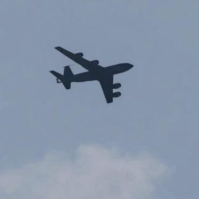 Avião de reabastecimento dos EUA despenha-se no Iraque