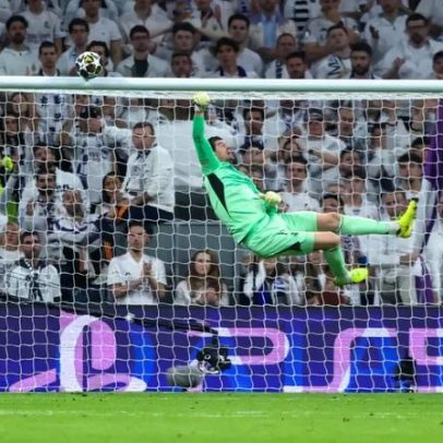 Arbeloa: Courtois é o melhor guarda-redes do Real Madrid, acima de Casillas