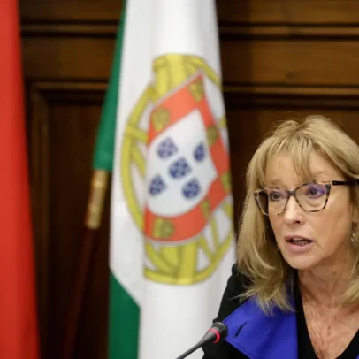 Ministra afirma que alterações à lei laboral estão quase concluídas sem prazo