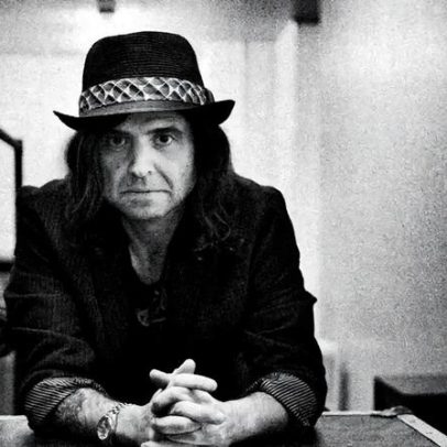 Morreu Phil Campbell, guitarrista da Motörhead