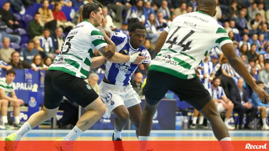 Momento do clássico de andebol entre FC Porto e Sporting