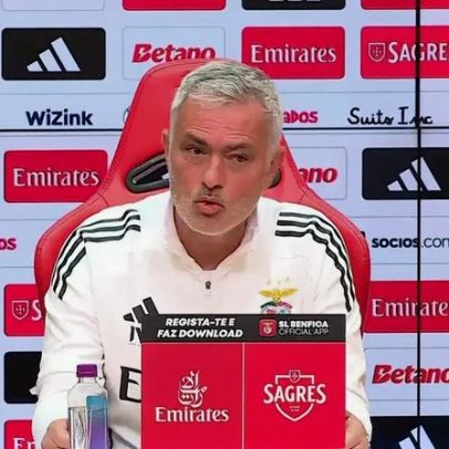 Infantino propõe expulsão de jogadores que tapem a boca com a camisola