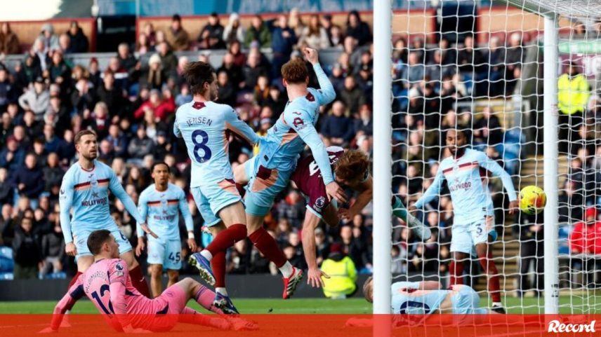Revolução no fora de jogo? Lei de Wenger foi aprovada e vai ser testada na Liga canadiana