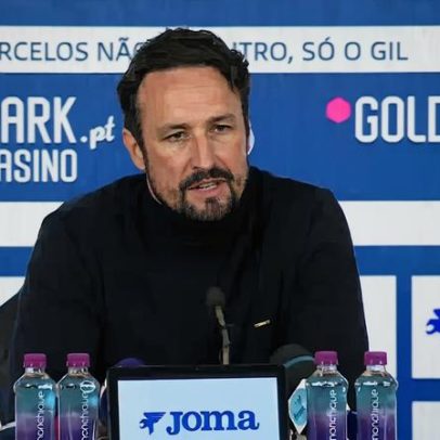 Gil Vicente jogou de igual para igual com o Benfica, diz César Peixoto