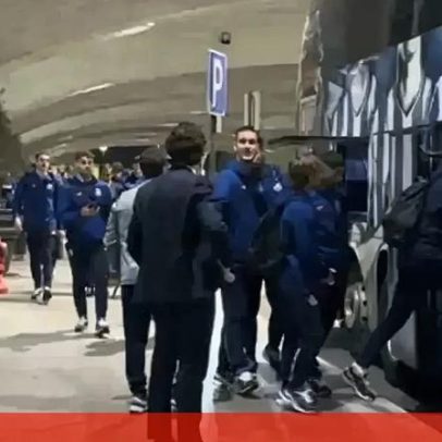 Villas-Boas mantém apoio à equipa após derrota, na chegada ao Porto