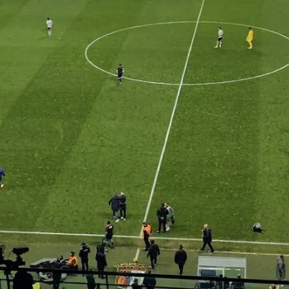 Rui Borges cumprimenta todos no final do Sp. Braga-Sporting