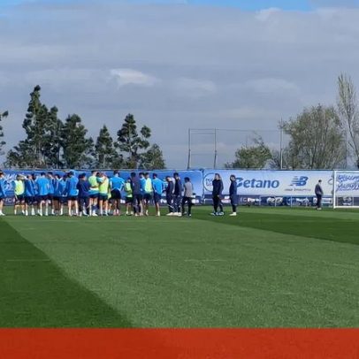 FC Porto ajusta jogo com Estugarda após túnel a Pietuszewski e Bednarek