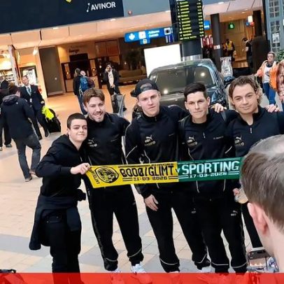 Bodø/Glimt e Sporting: adeptos fotografam-se antes da partida