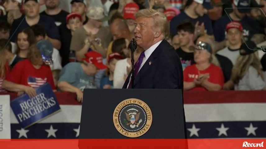 Apoiante de Trump sente-se mal durante evento e é socorrida pelo Dr. Oz