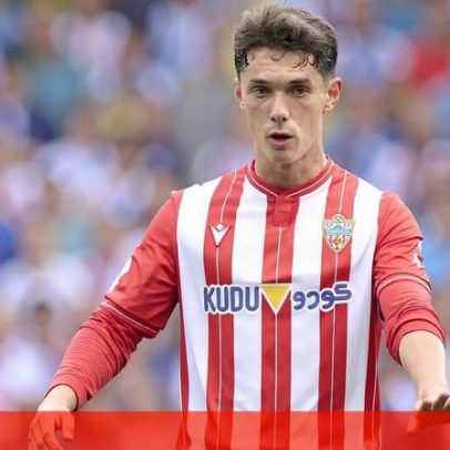 Sporting de olho em Arribas, artilheiro do Almería e da 2.ª divisão