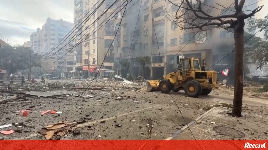 Beirute em operações de limpeza após ataques israelitas