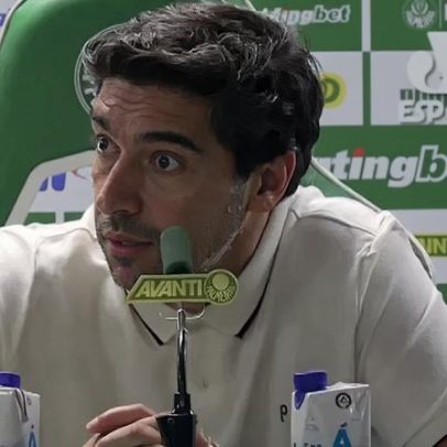 Abel Ferreira protesta contra o tratamento aos jogadores no futebol brasileiro