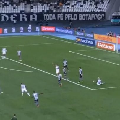 Arthur Cabral falha remate ou assistência no jogo contra o Flamengo