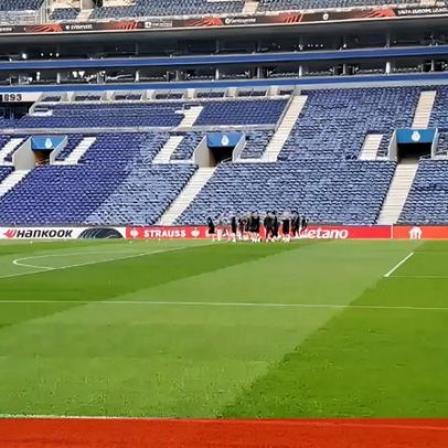 Estugarda realiza último treino no Dragão antes do jogo com o FC Porto