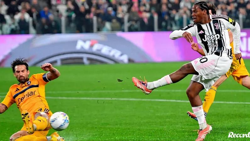 Juventus e Paris SG planeiam troca de jogadores