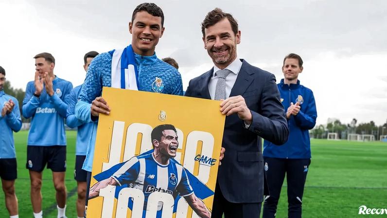 André Villas-Boas no Olival para assinalar o jogo 1.000 de Thiago Silva