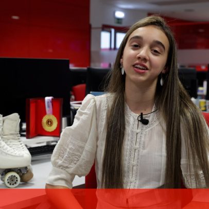 Madalena Costa, primeira campeã mundial sénior de patinagem livre em Portugal