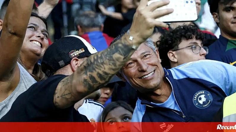 Balakov esteve em Alvalade em setembro de 2025