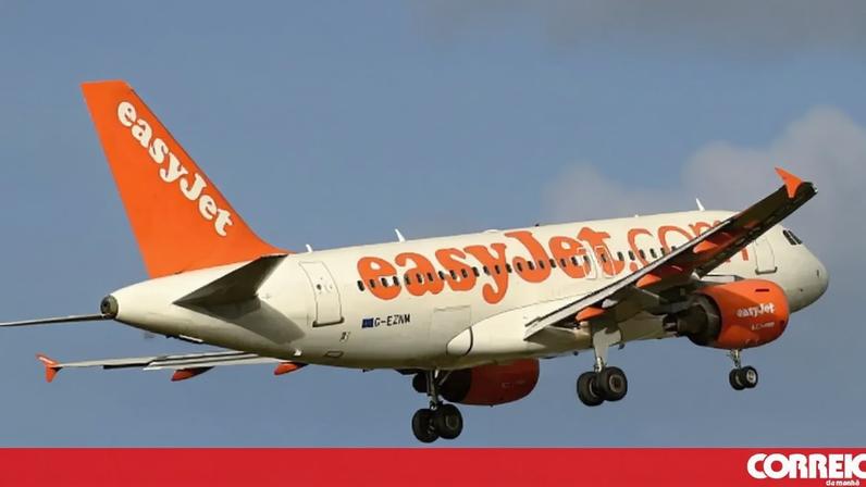 Menor expulso de avião por EasyJet