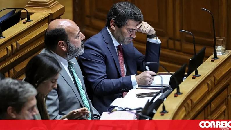 Parlamento chumba proposta do Chega para limitar acesso de estrangeiros a apoios