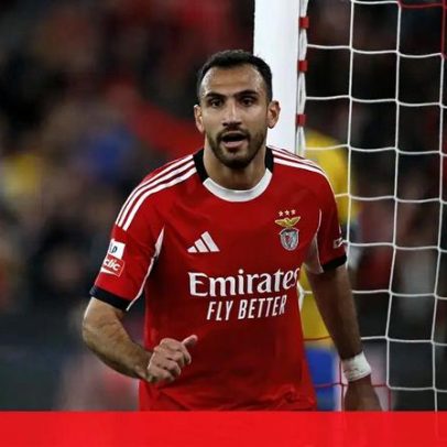 Benfica visita Arouca e pode igualar o Sporting provisoriamente