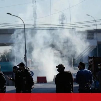 Manifestantes tentam invadir embaixada dos EUA no Iraque