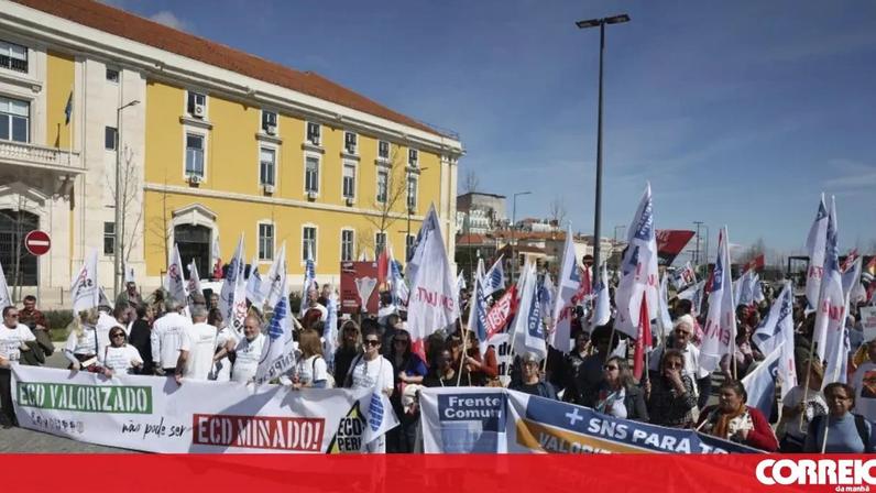 500 manifestantes em Lisboa exigem aumentos no setor público