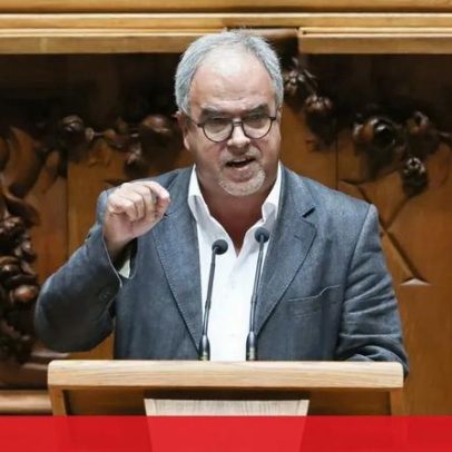 BE acusa Chega de contradição por gritar contra tachos e priorizar lugares no País